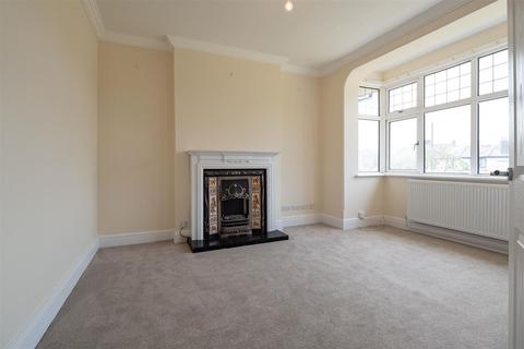 2 bedroom terraced house for sale, 141 Bow Road, Wateringbury, Maidstone