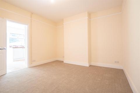 2 bedroom terraced house for sale, 141 Bow Road, Wateringbury, Maidstone