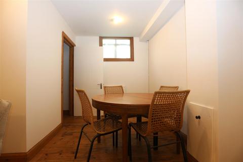 4 bedroom house to rent, Holland Road, Hove