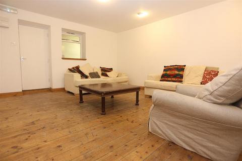 4 bedroom house to rent, Holland Road, Hove