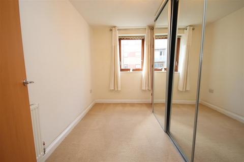 2 bedroom flat for sale, Amity Court, North Star Boulevard, Greenhithe, Kent