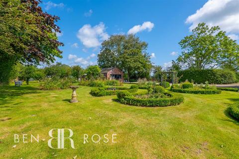 6 bedroom detached house for sale, Roseacre Road, Preston PR4