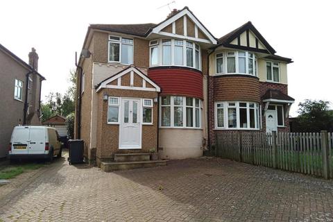 3 bedroom semi-detached house to rent, Mutton Lane, Potters Bar EN6