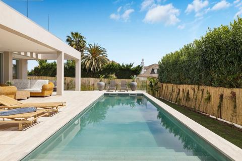 5 bedroom villa, Marbella, Malaga, Spain