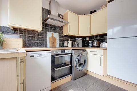 14 Fair Close, Bushey, WD23 1FR