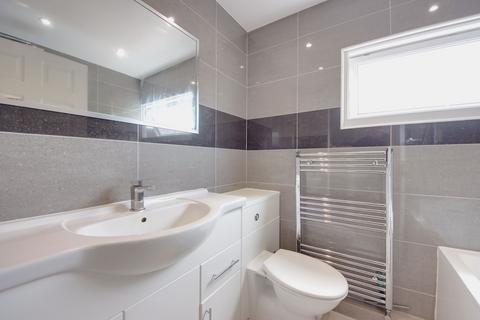 14 Fair Close, Bushey, WD23 1FR