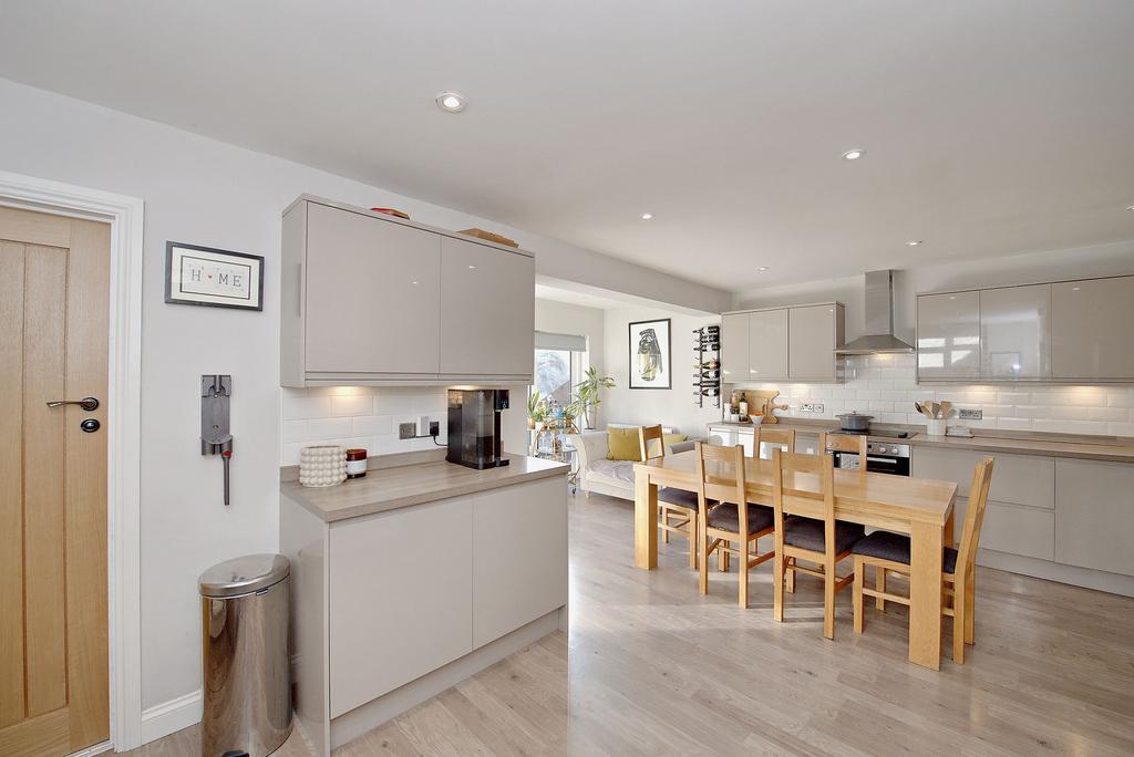 Open plan kitchen/breakfast room #2