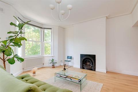 1 bedroom flat for sale, Shirlock Road, London