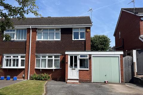 4 Glenwood Drive, Cheswick Green, Solihull, B90 4HJ