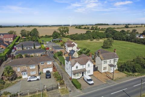 4 bedroom detached house for sale, Finedon, Wellingborough NN9