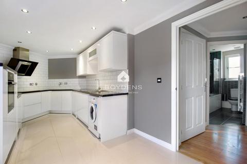 2 bedroom flat for sale, Bradford Drive, Colchester CO4