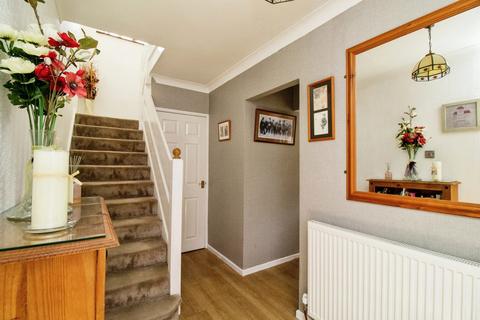 10 Burnham Road, Hullbridge, Hockley, SS5 6BQ