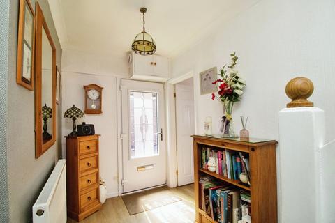 10 Burnham Road, Hullbridge, Hockley, SS5 6BQ