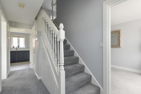 8 Bramble Walk, Kingsnorth, Ashford, TN23 3GF