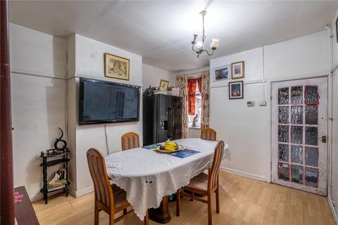 2 bedroom terraced house for sale, Smestow Street, Park Village, Wolverhampton, West Midlands, WV10