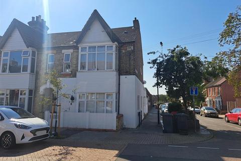 1 bedroom flat for sale, Stanley Street, Bedford