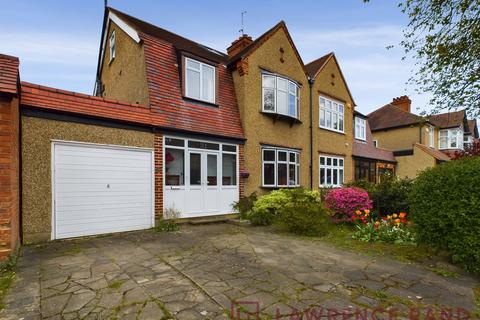 31 Deane Way, Ruislip, HA4 8SX