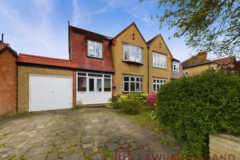 31 Deane Way, Ruislip, HA4 8SX