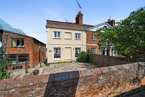 3 bedroom end of terrace house for sale, High Street, Mistley, Manningtree