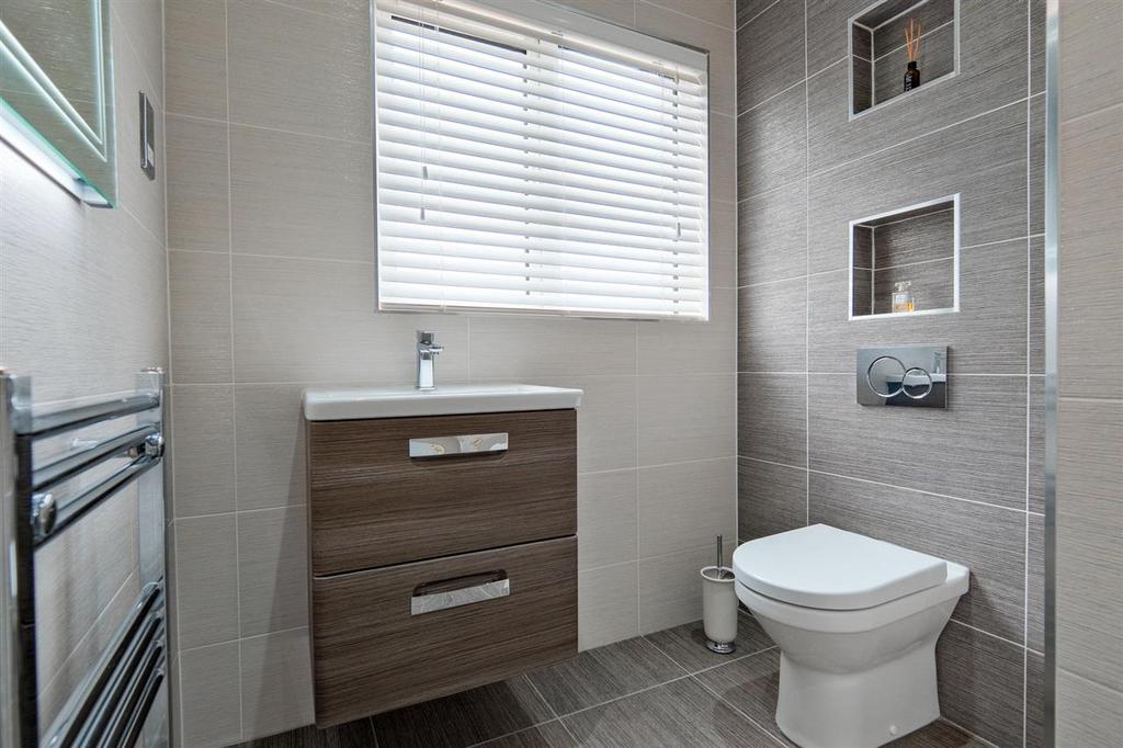 Ensuite