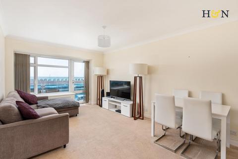 1 bedroom flat for sale, Kingsway, Hove BN3