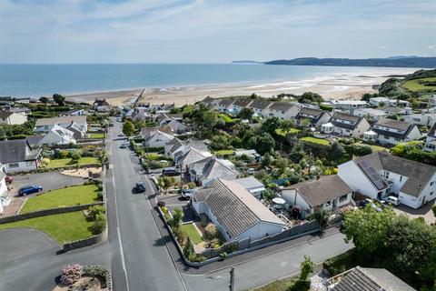 4 bedroom detached bungalow for sale, Ffordd Cynlas, Benllech, Tyn-Y-Gongl