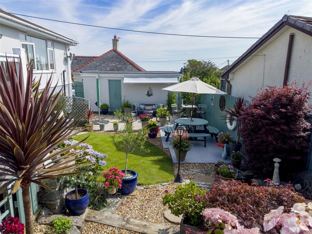 Eidelweiss, Benllech-3.jpg