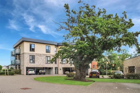 1 bedroom flat for sale, Nova Court, Newmans Lane, Loughton