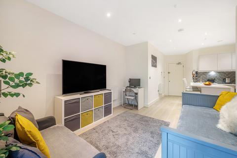 1 bedroom apartment for sale, Carey Road, Berkshire RG40