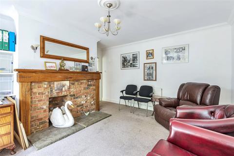 Hartland Bellfields Road, Guildford, GU1 1QG