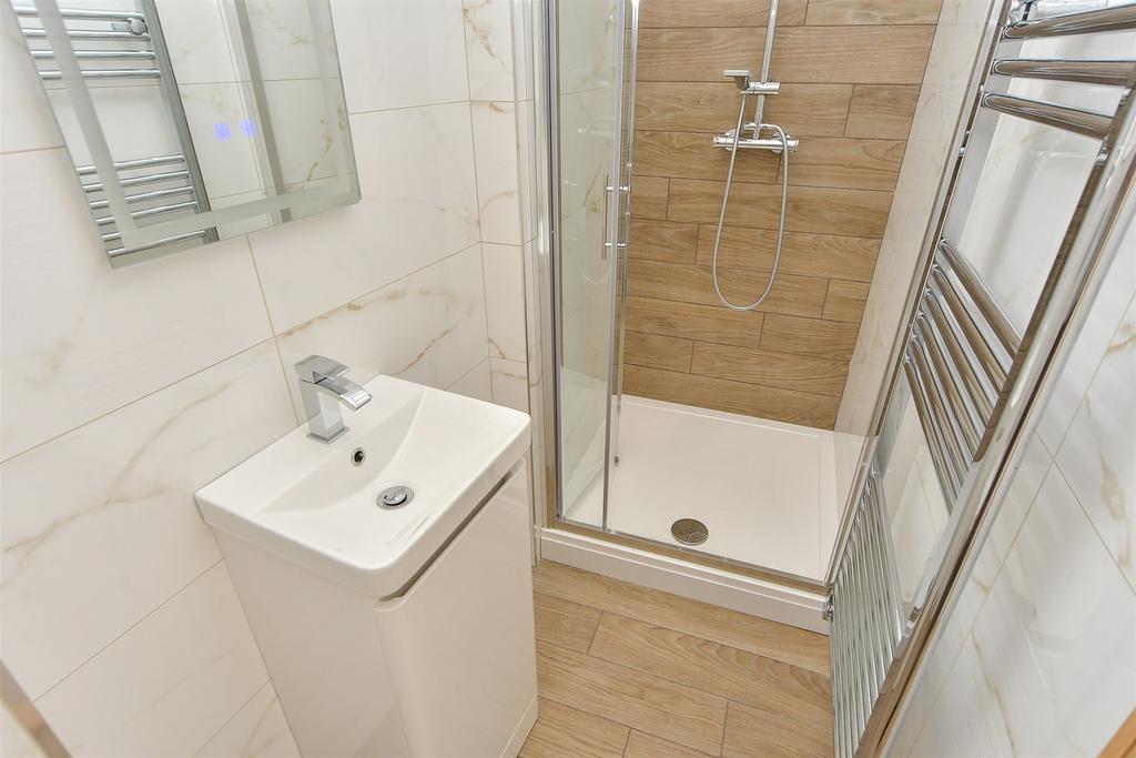 Annexe En-Suite Shower Room