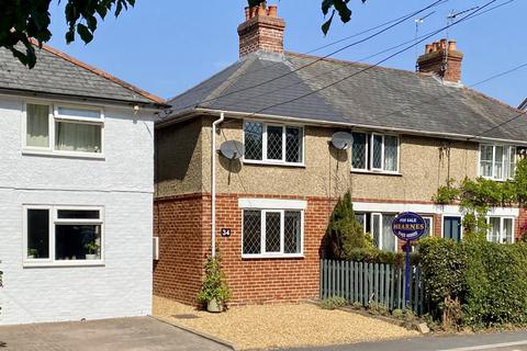 Kingsbury Lane, Ringwood, BH24 1EL