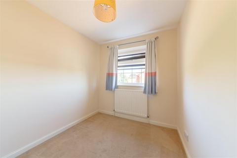 8 Ames Close, Luton, LU3 4AS