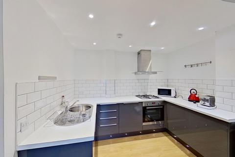 1 bedroom flat to rent, Albert Street, Edinburgh, EH7