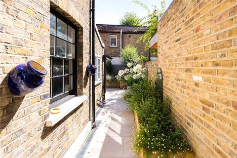 148 Old Ford Road, London, E2 9PW