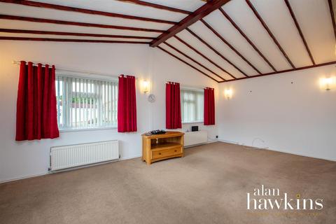 2 bedroom park home for sale, Lillybrook Estate, Lyneham, Chippenham