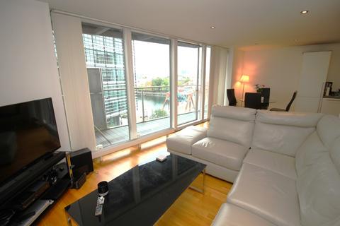 2 bedroom apartment for sale, N V Building, 100 The Quays, Salford, Lancashire, M50