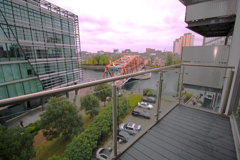 2 bedroom apartment for sale, N V Building, 100 The Quays, Salford, Lancashire, M50