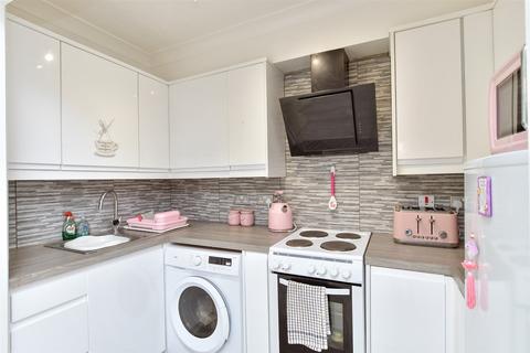 1 bedroom ground floor flat for sale, Bernard Road, Worthing, West Sussex