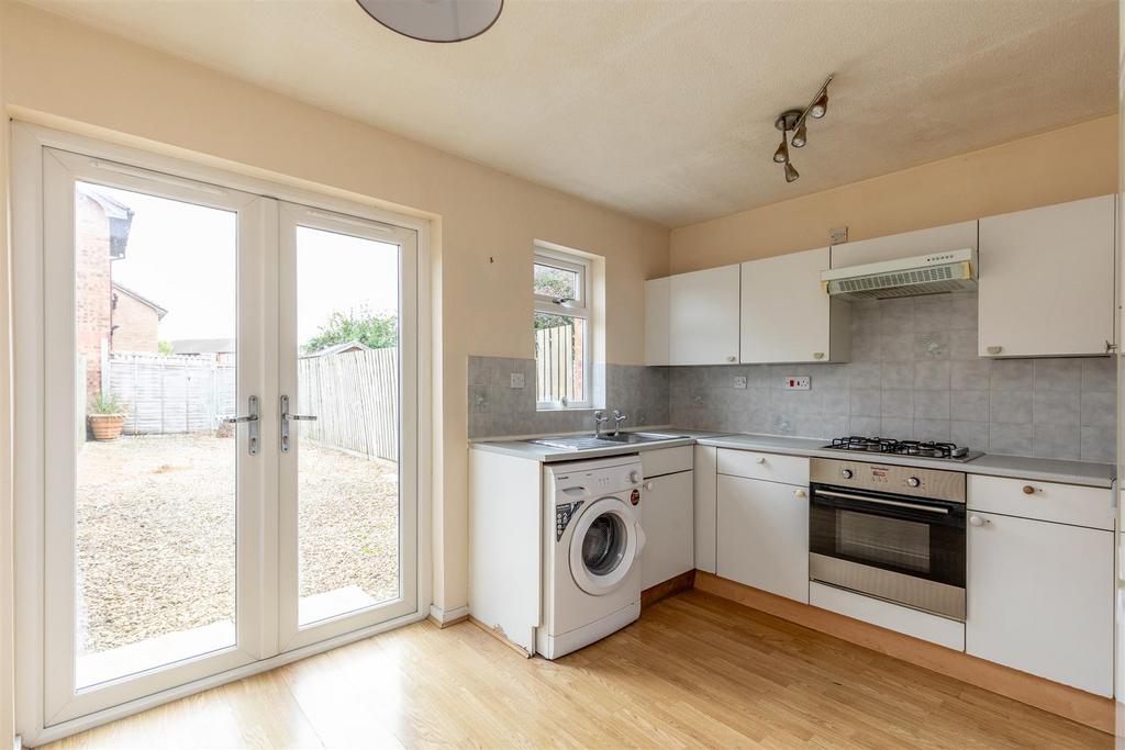 Burden Close, Bradley Stoke Kitchen.jpg