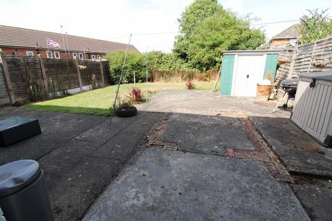 3 bedroom semi-detached house for sale, Ferriby Road, Scunthorpe DN17