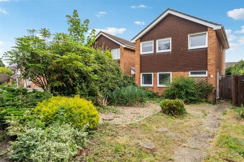 Cetus Crescent, Leighton Buzzard, Bedfordshire