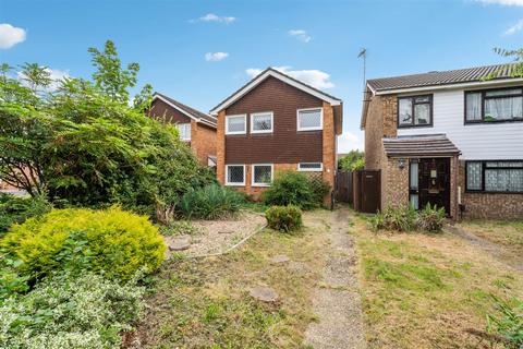 3 bedroom detached house for sale, Cetus Crescent, Leighton Buzzard, Bedfordshire