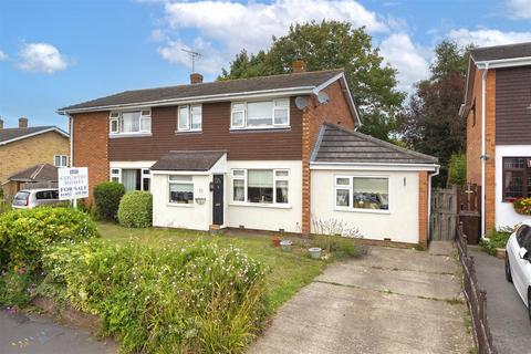 3 bedroom semi-detached house for sale, Blunden Lane, Yalding