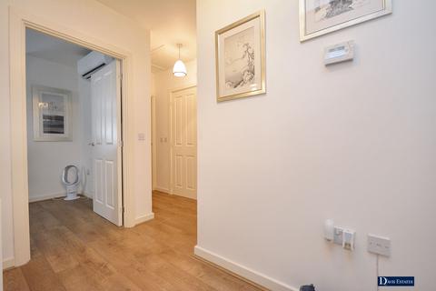 2 bedroom flat for sale, Raven House, Torrance Close, Hornchurch, RM11