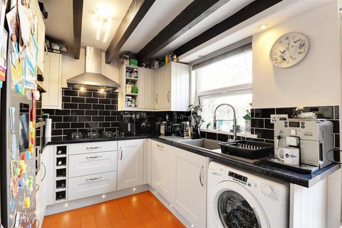 2 bedroom cottage for sale, Station Road, Brough