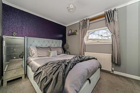 104 Barnhill Road, Dumbarton, G82 2SN