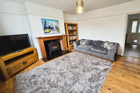 2 bedroom terraced house for sale, Birch Avenue, Beeston, NG9 1LL