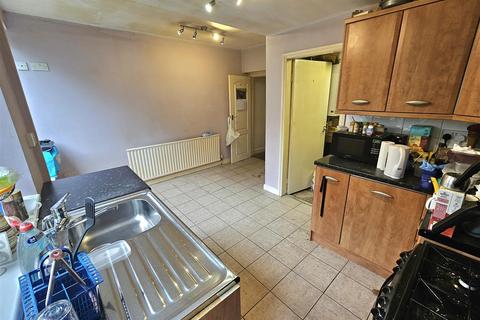 31 Coppice Road, Solihull, B92 9JY