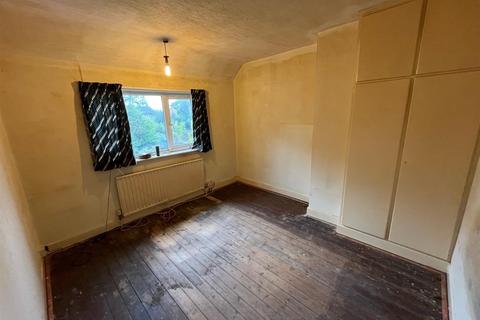 31 Coppice Road, Solihull, B92 9JY